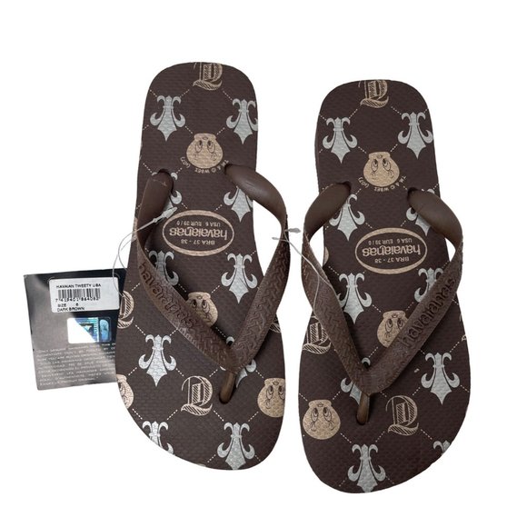 Havaianas Shoes - NWT TOP Havaianas Looney Tunes Tweety Flip Flops Dark Brown Women's Size US 6